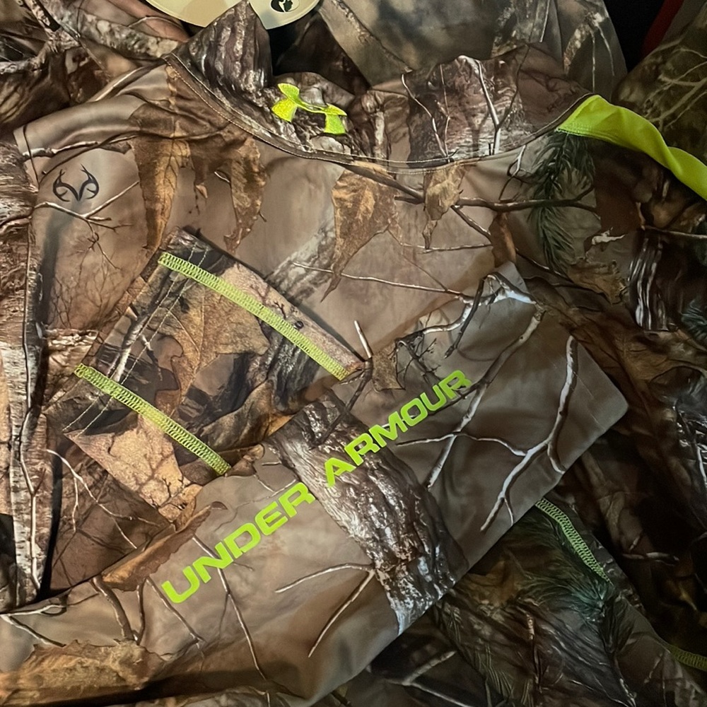 Under Armour Camo long sleeve tee